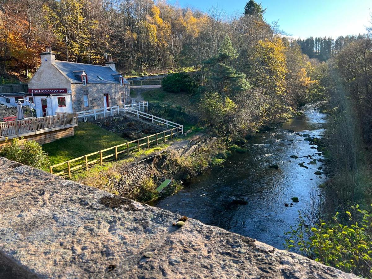 The Fiddichside Inn Aberlour Bagian luar foto