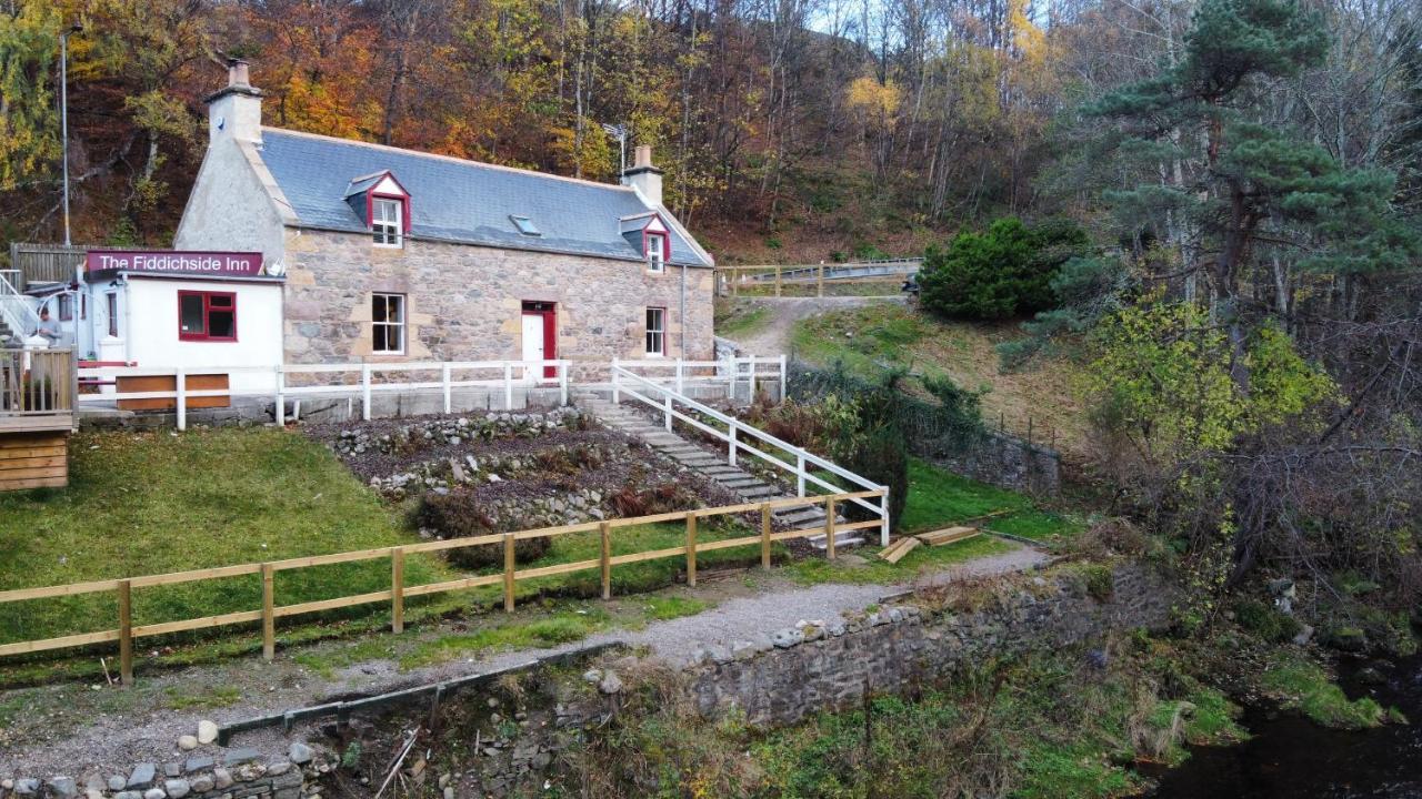 The Fiddichside Inn Aberlour Bagian luar foto